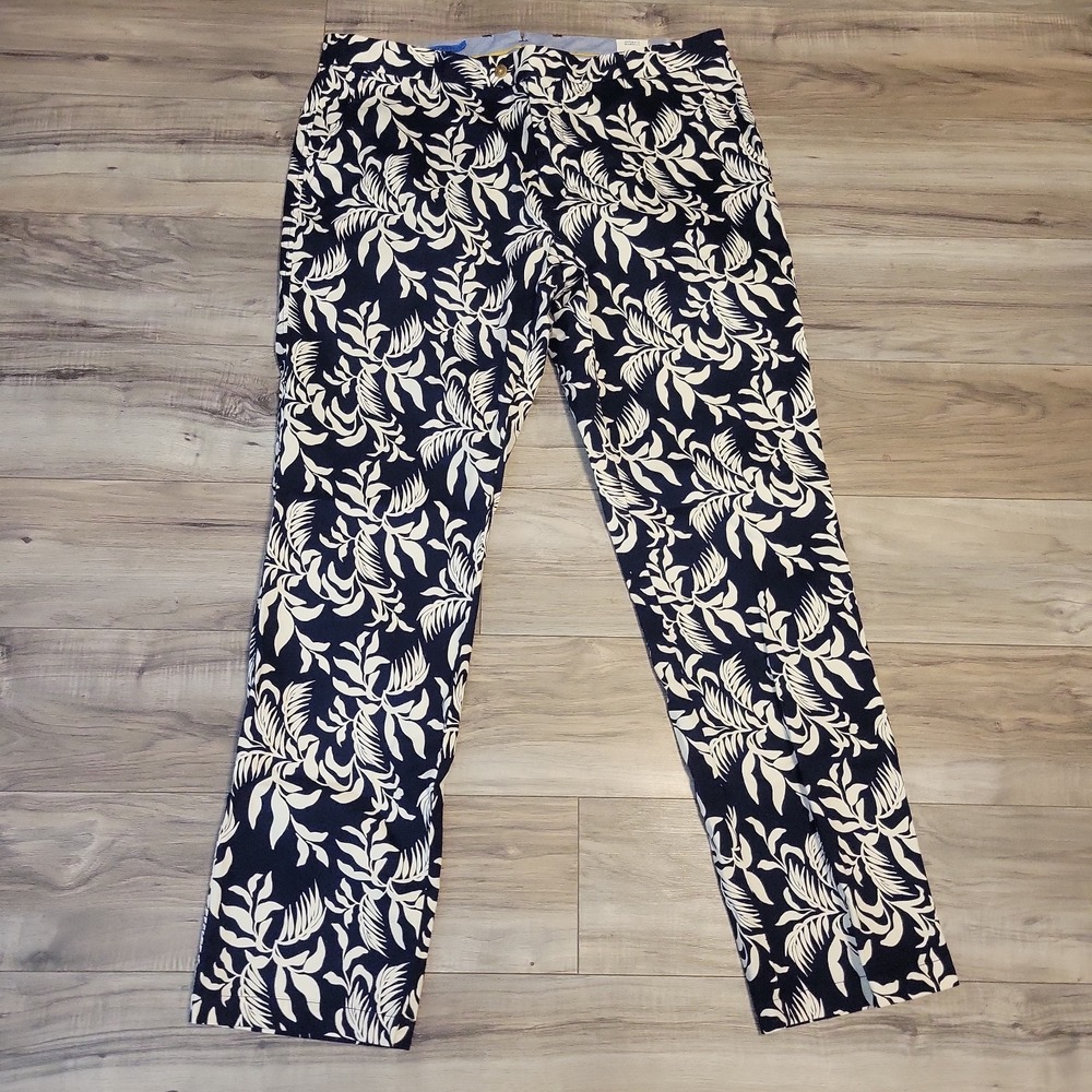 J.Mclaughlin Lukas Long Bottom White  Blue Jardin Leaf Trouser Pants Mens 38 NEW